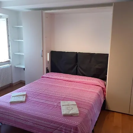 Torretta Eight Apartment *